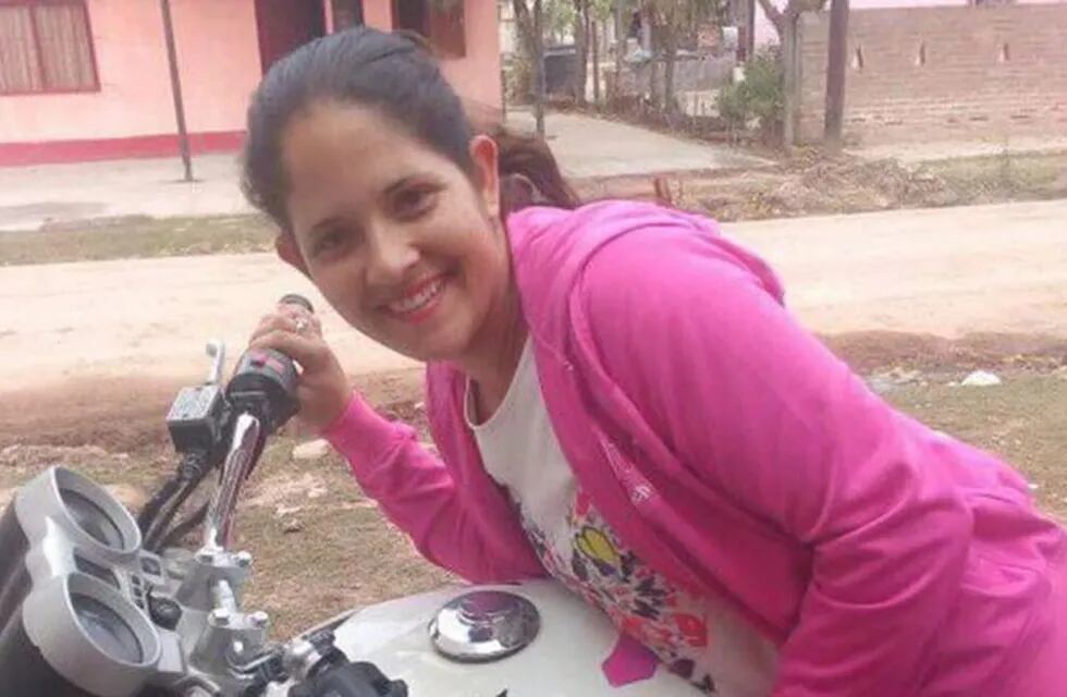 Romina Taiguán recibió la visita de sus hijos en el Hospital Regional, dónde permanece internada.