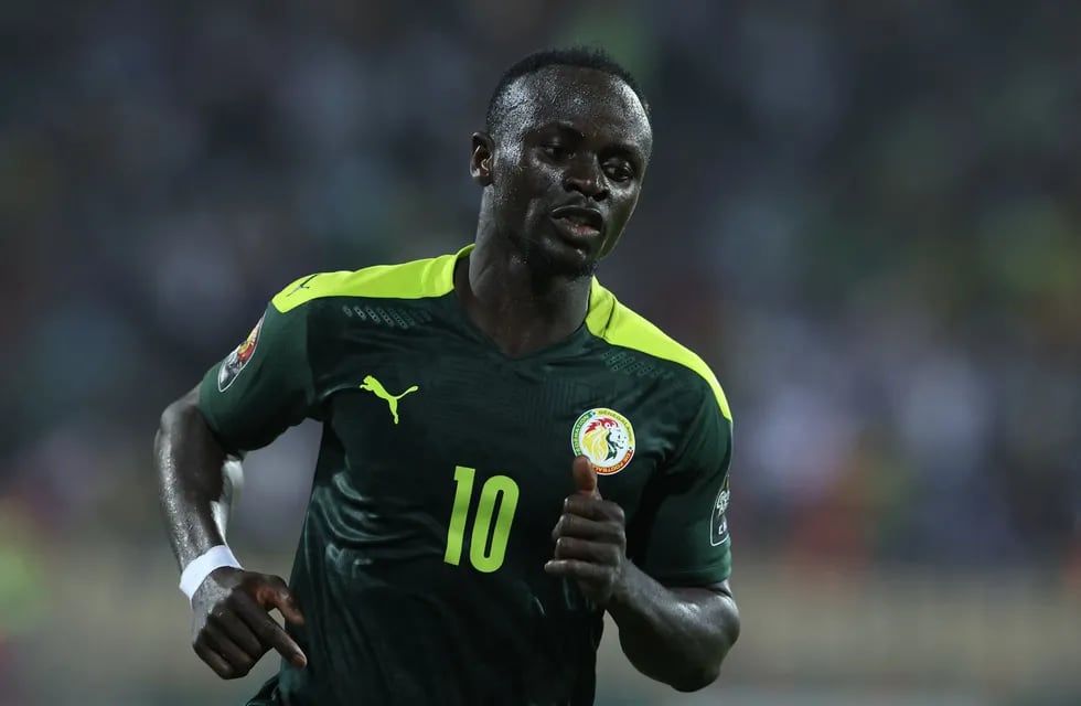 Sadio Mané, figura y goleador de Senegal, le dio el pase a su país a la final de la Copa África.