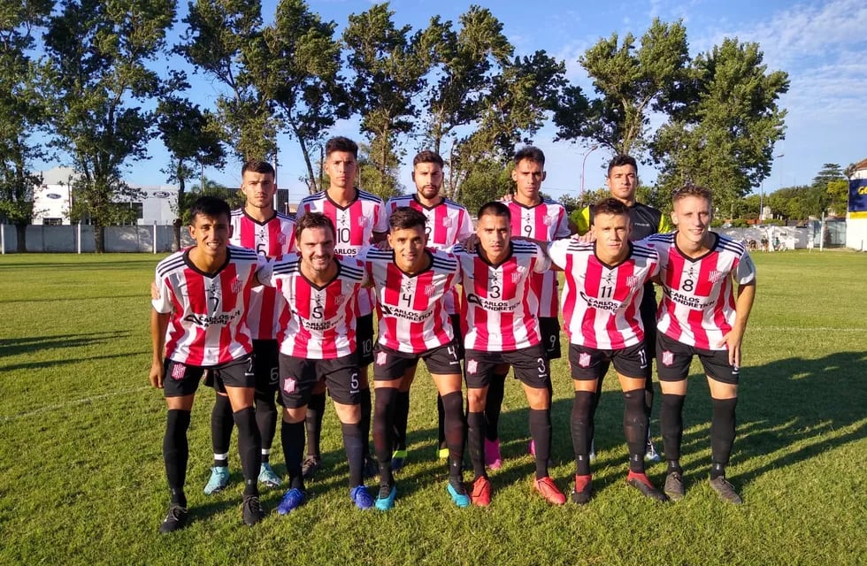 El 9 nunca encontró el partido en Cañada de Gomez y fue goleado por Atlético Carcarñá