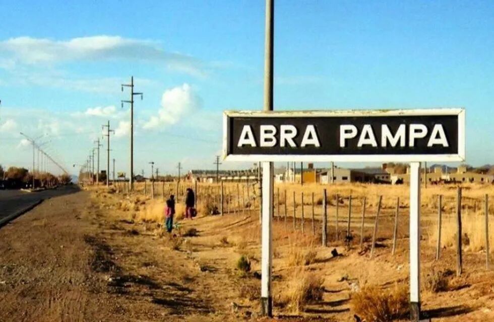 Ingreso a la ciudad puneña de Abra Pampa, en Jujuy