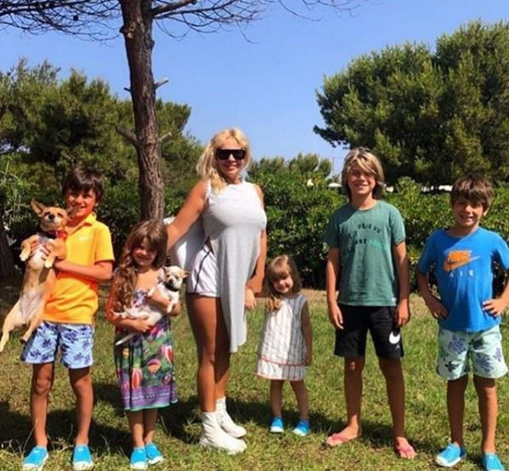 Nora Colosimo junto a sus nietos (Instagram)