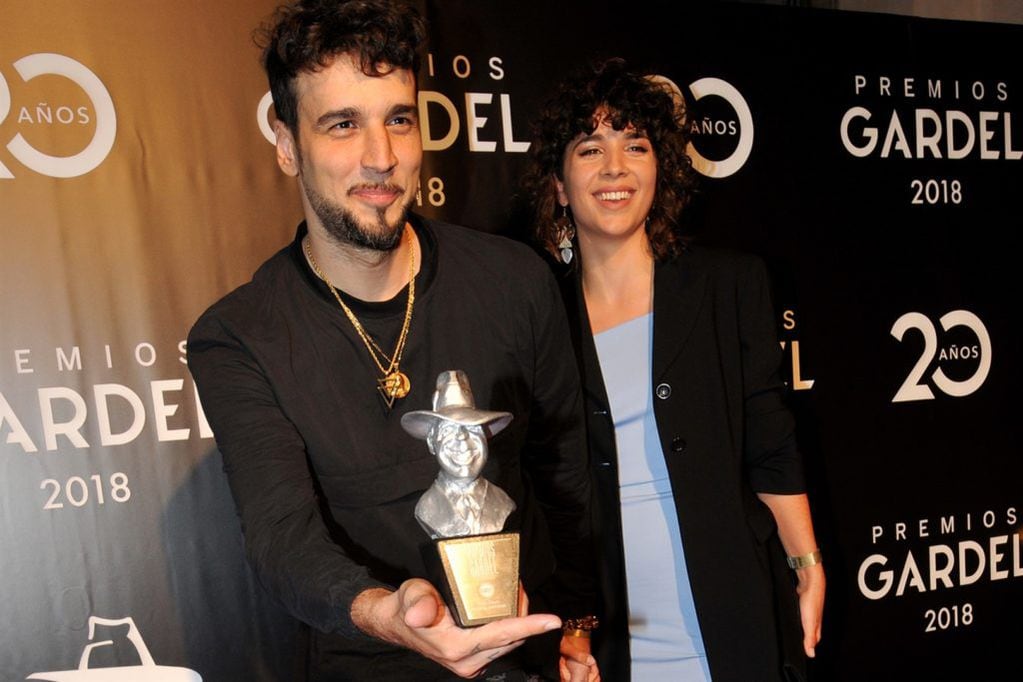 "Puñal" fue reconocido como Mejor álbum rock-pop alternativo en los Premios Gardel 2018.